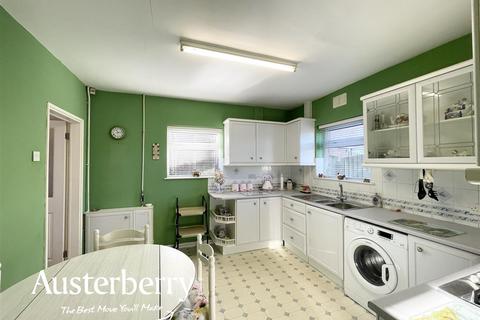 3 bedroom semi-detached house for sale, Washerwall Street, Stoke-On-Trent ST2