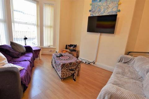 4 bedroom house to rent, Walmsley Road