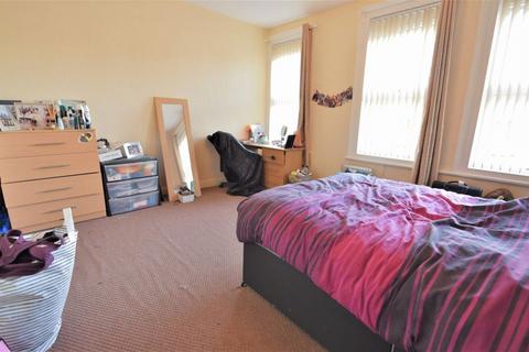 4 bedroom house to rent, Walmsley Road