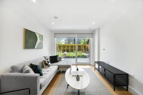 2 bedroom apartment for sale, Elliott Road, Oval