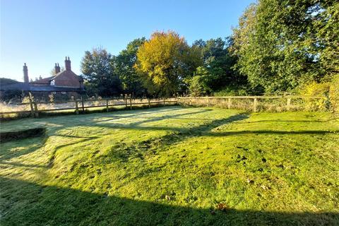 3 bedroom equestrian property to rent, Bostock, Middlewich, Cheshire