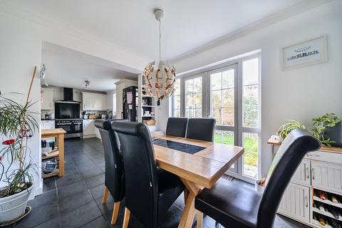 9 Brookside, Campton, Shefford, SG17 5PA