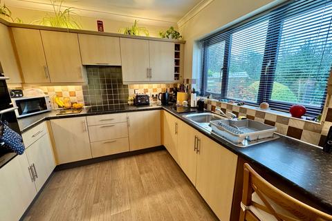 1 Chapel Close, Bickerton, Wetherby, LS22 5NA
