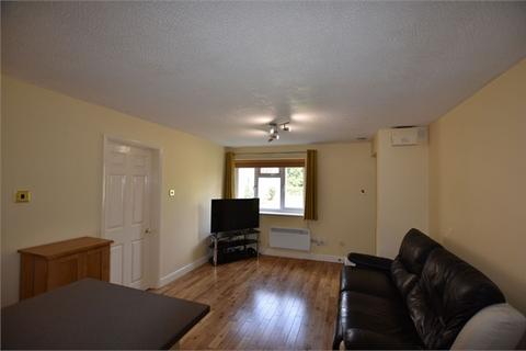 1 bedroom ground floor maisonette to rent, Swan Way, Church Crookham, Fleet, GU51