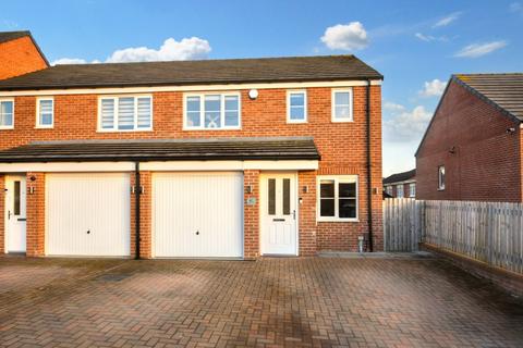 3 bedroom semi-detached house for sale, Whitwell Close, Wakefield