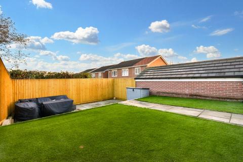 3 bedroom semi-detached house for sale, Whitwell Close, Wakefield