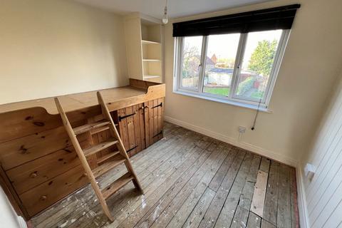 2 bedroom cottage to rent, Sherburn Street, Cawood, YO8