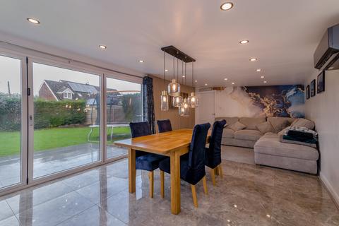 16a Ashford Close, Croesyceiliog, Cwmbran, NP44 2AY