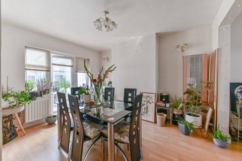 3 bedroom end of terrace house for sale, Kynaston Avenue, Thornton Heath, CR7