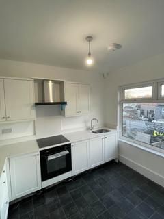 2 bedroom flat to rent, Childwall Valley Road, Childwall