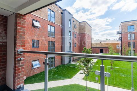 2 bedroom apartment for sale, Graphite Court, Arla Place, Ruislip