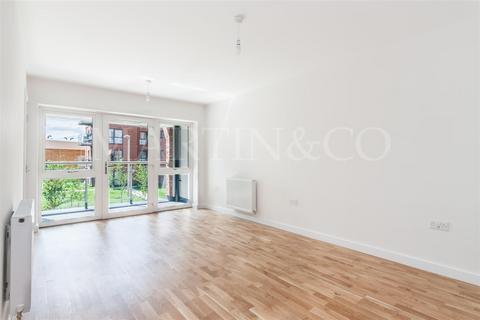 2 bedroom apartment for sale, Graphite Court, Arla Place, Ruislip