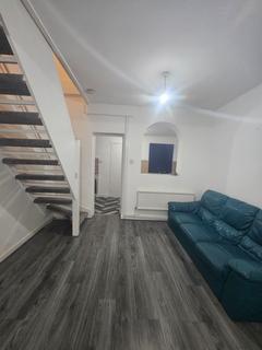 undefined, Liverpool L6