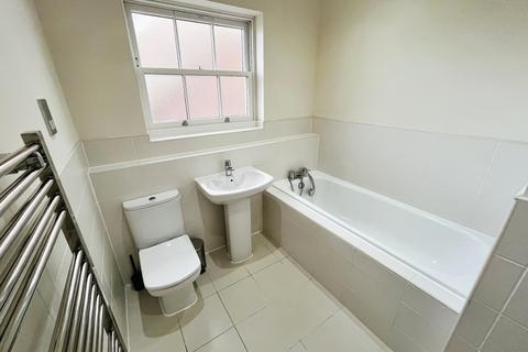 3 bedroom end of terrace house for sale, Orchard Close, Leicester LE7