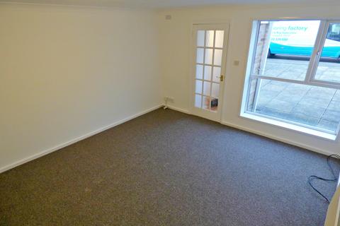 2 bedroom house to rent, Hasler Road, Poole, Dorset