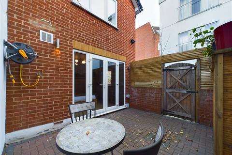 1 bedroom house for sale, Patrol Place, London