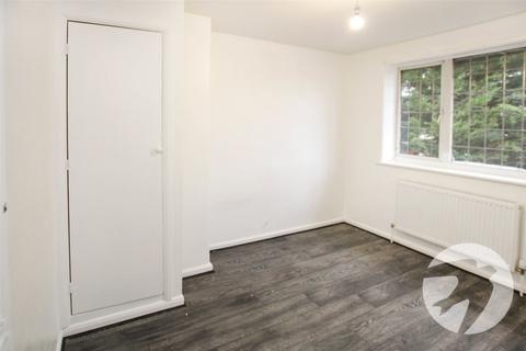 231 Dunkery Road, London, SE9 4HR