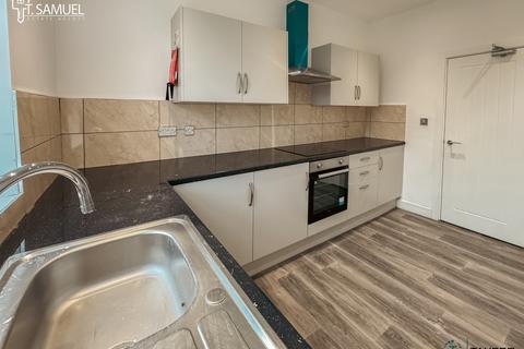 3 bedroom end of terrace house for sale, Church Crescent, Ebbw Vale, NP23 6UG