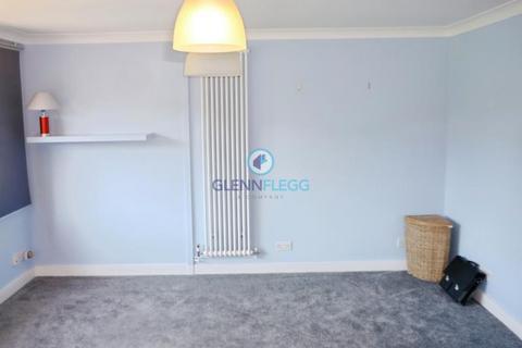1 bedroom terraced house to rent, Littlebrook Avenue, Slough