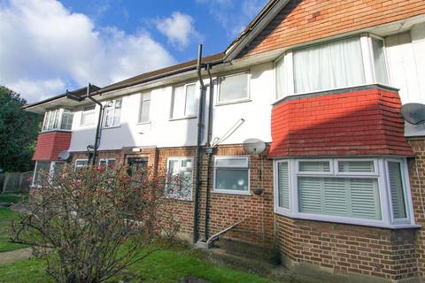 2 bedroom flat for sale, Bute Court, Surrey SM6