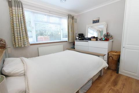 2 bedroom flat for sale, Bute Court, Surrey SM6