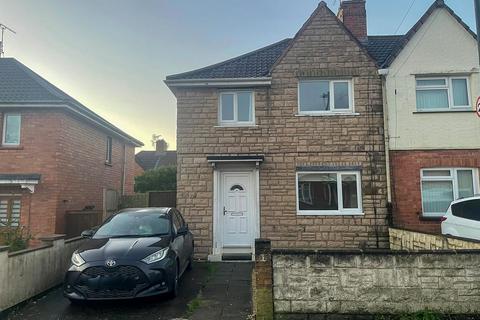 3 bedroom semi-detached house to rent, Cossington Road, Bristol, BS4