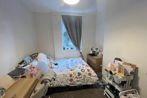 3 bedroom house to rent, Florentia Street, Cathays, Cardiff