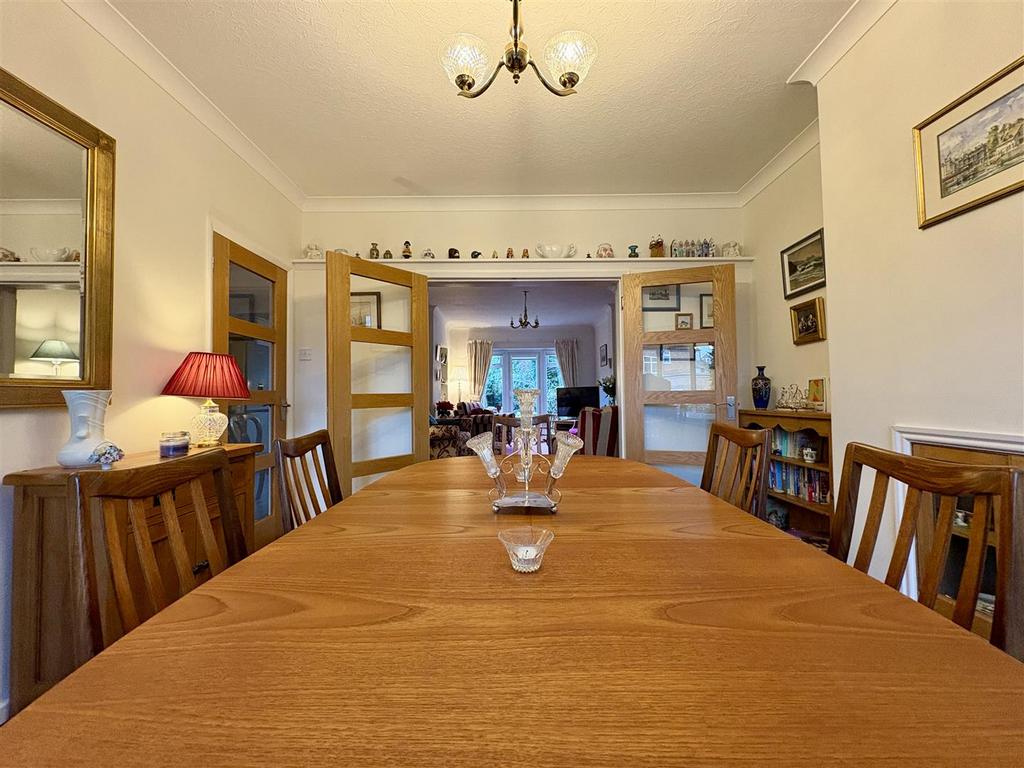New Dining Room 2.jpeg