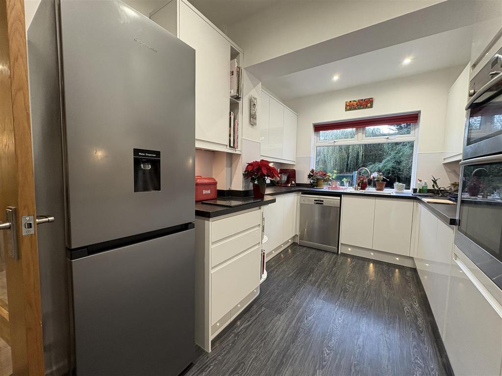 New kitchen 3.jpeg