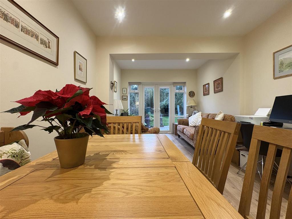 New Dining Room 3.jpeg