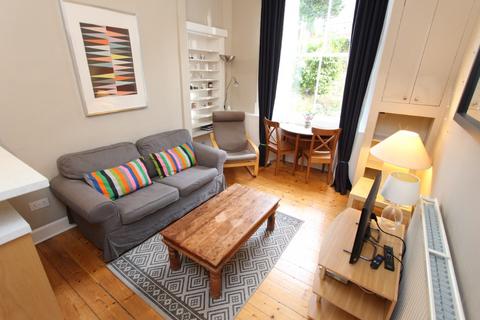 1 bedroom flat to rent, Brandon Terrace, Canonmills, Edinburgh, EH3