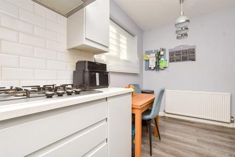 94 Cheston Avenue, Croydon, CR0 8DB