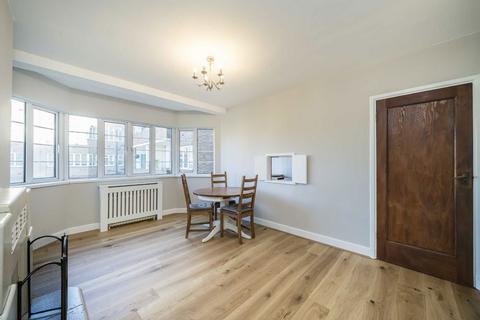 2 bedroom flat for sale, Chiswick Village, London W4