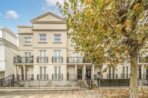 6 bedroom house to rent, St. Peters Square, London W6