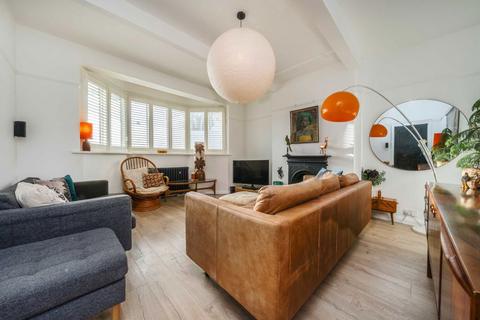 4 bedroom house for sale, Green Lane, London SW16