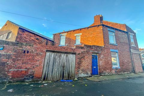 2 bedroom end of terrace house for sale, Albany Street West, South Shields