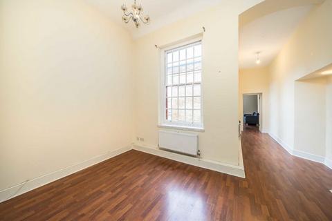 4 bedroom flat for sale, Chevy Road, Southall UB2