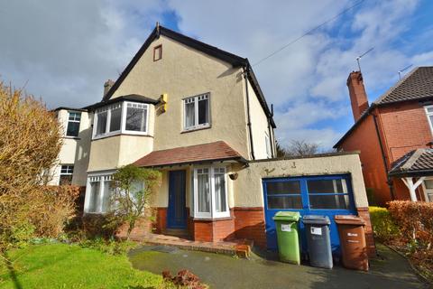 3 bedroom semi-detached house to rent, Bracken Edge, Leeds LS8