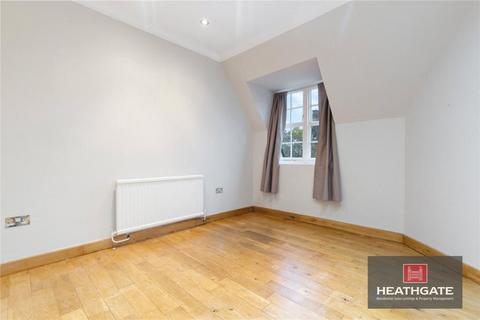 3 bedroom flat for sale, Heathcroft Hampstead Way Hampstead Garden Suburb NW11