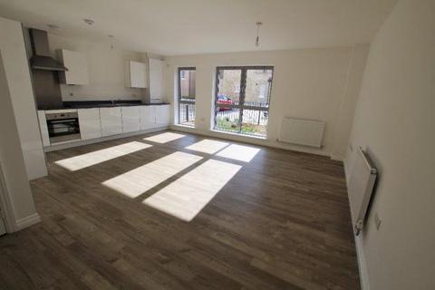 2 bedroom flat to rent, 12 Londinium Road, Colchester, CO2