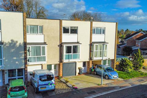 3 bedroom terraced house for sale, Chepstow Avenue, Bridgwater, Somerset, TA6 6BS