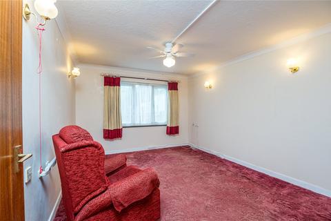 1 bedroom apartment for sale, High Street, Great Wakering, Southend-on-Sea, Essex, SS3