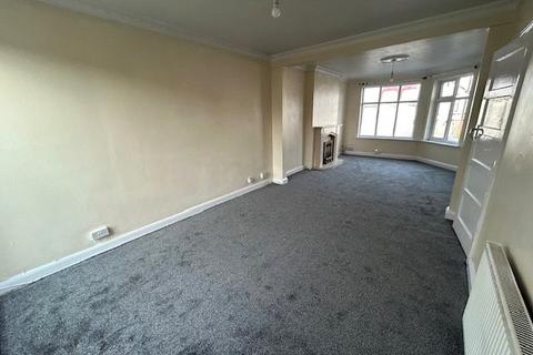 3 bedroom terraced house to rent, Prince Of Wales Road, Chapelfields, Coventry, CV5