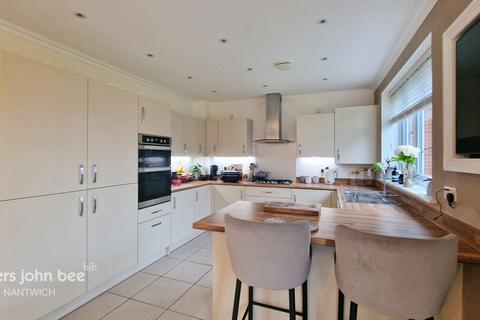 4 bedroom detached house for sale, Lynchet Road, MALPAS