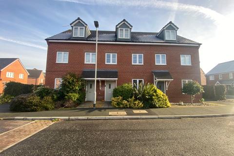 3 bedroom townhouse for sale, Douglas Forrest Close, Crewe