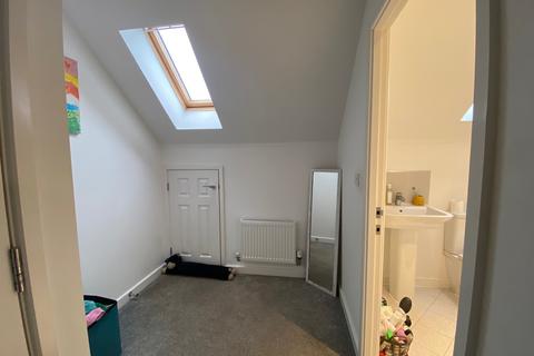2 Douglas Forrest Close, Crewe, CW1 4LD