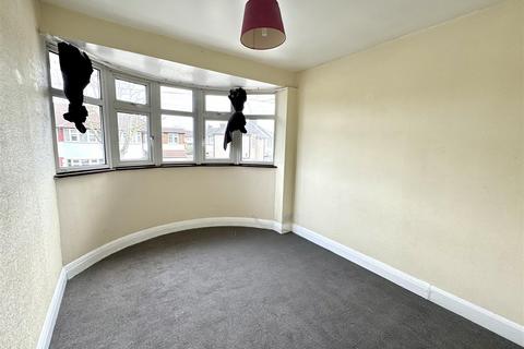 3 bedroom terraced house to rent, Glengall Road, Bexleyheath DA7