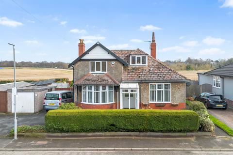 4 bedroom detached house for sale, Rob Lane, Newton-Le-Willows, WA12