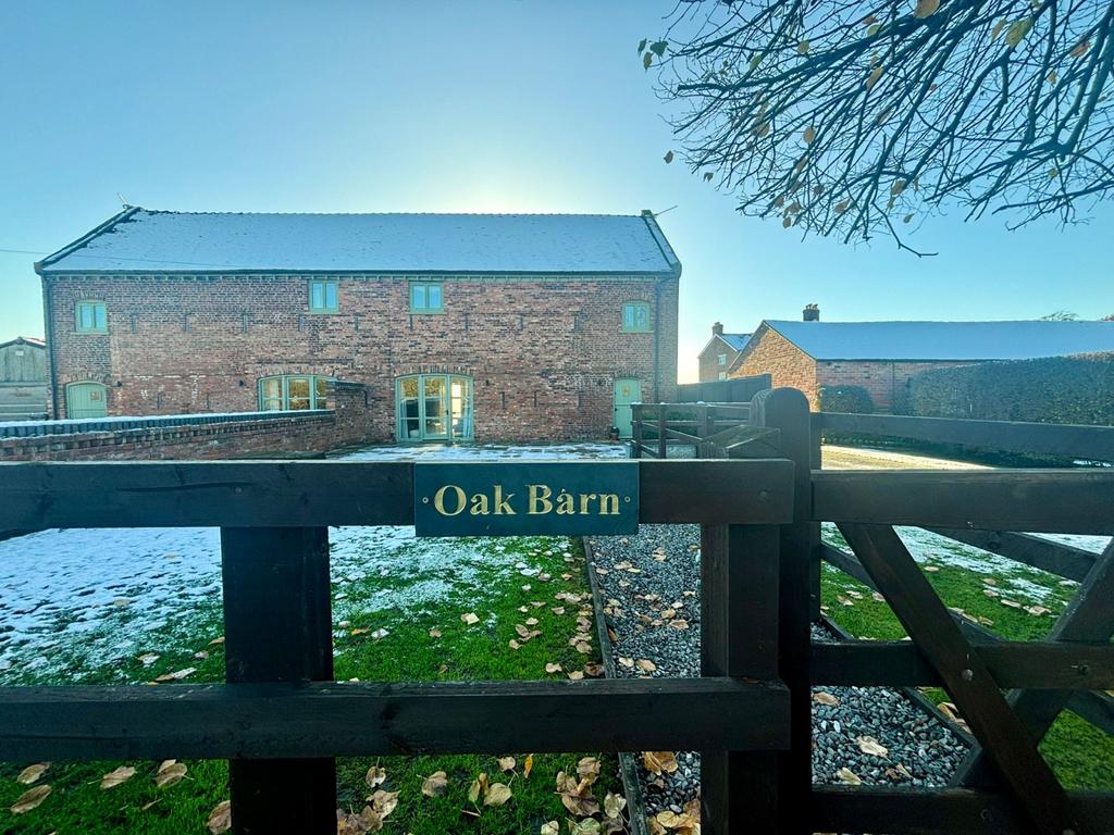 Beautiful Three Bedroom Barn