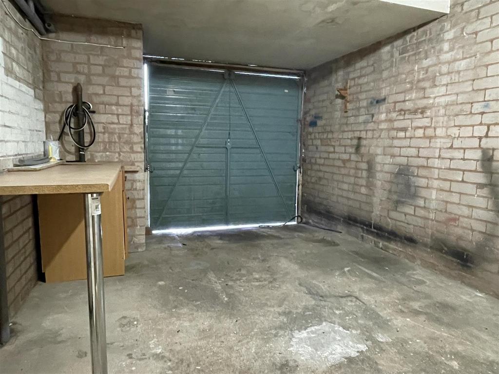 Integral garage